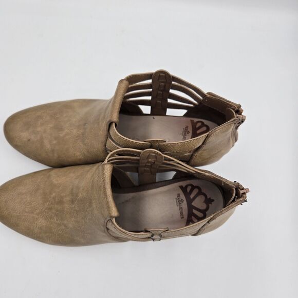 Fergalicious By Fergie Galena Ankle Boots Size 10 M Tan Booties Y2K Chunky Heel - Picture 9 of 9